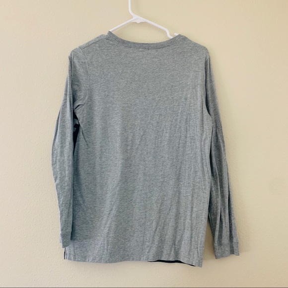 Nike Graphic Gray Tee - Picture 3 of 3